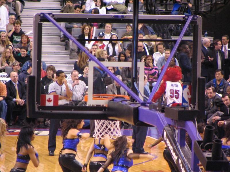 Raptors - 02.04.2005 314.jpg